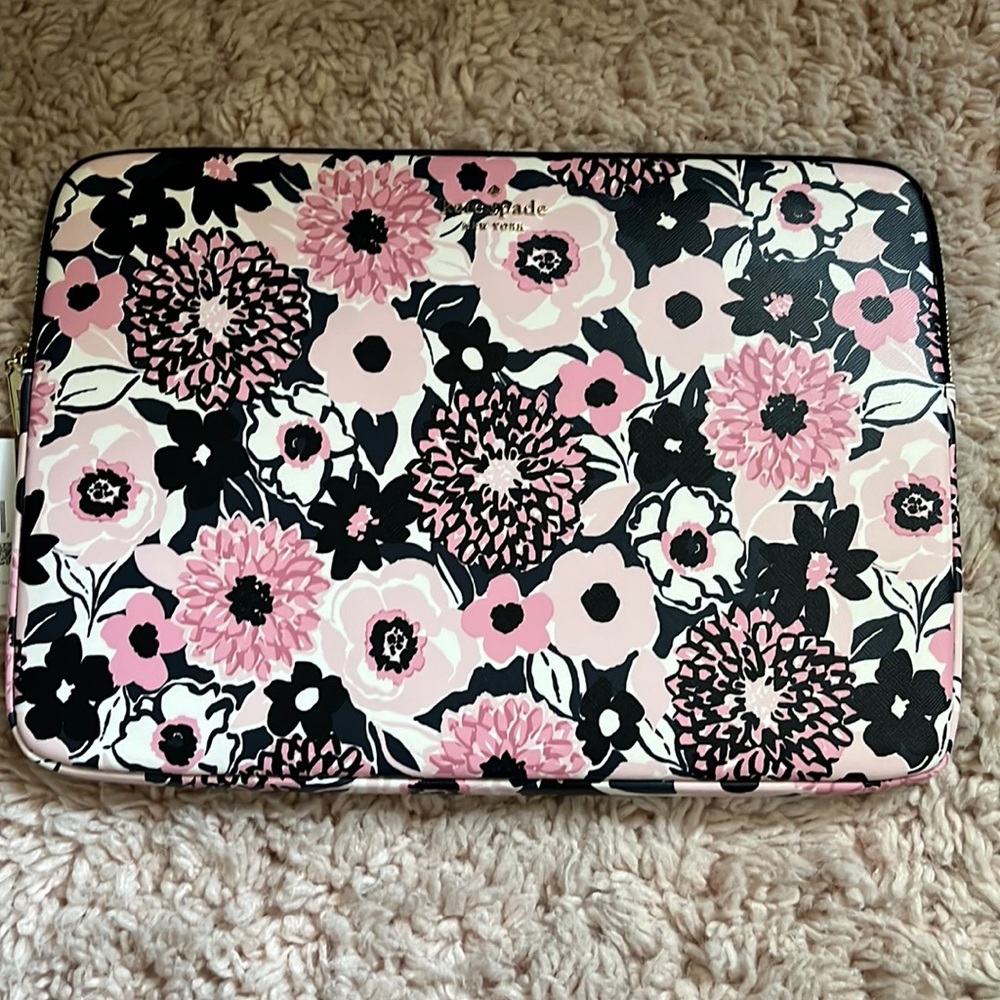 NWT: Kate Spade laptop case
